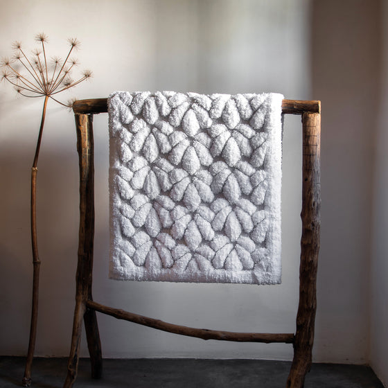 GRACE BATH RUG 20''X31''